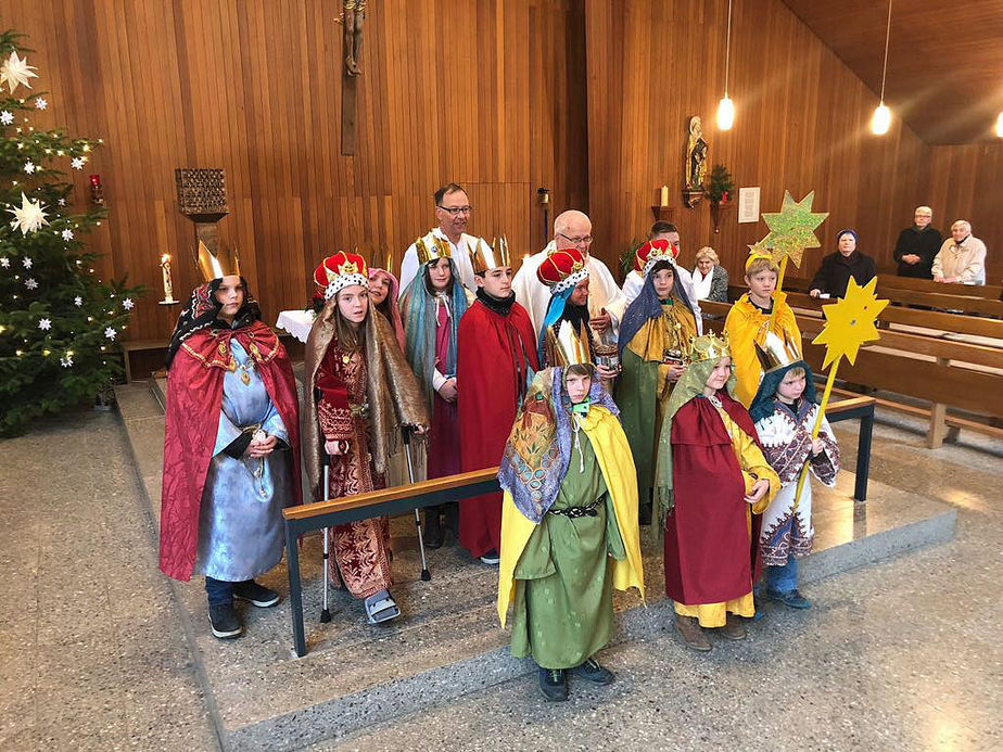 Dreikönigssingen der Sternsinger